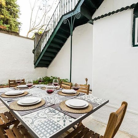 Ola Lisbon - Rato II Apartment Bagian luar foto