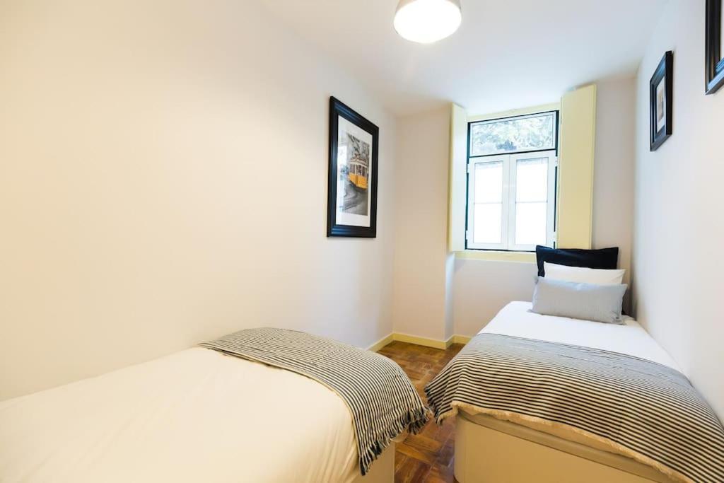 Ola Lisbon - Rato II Apartment Bagian luar foto